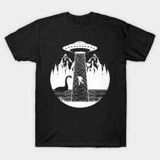 Bigfoot Ufo Abductees T-Shirt